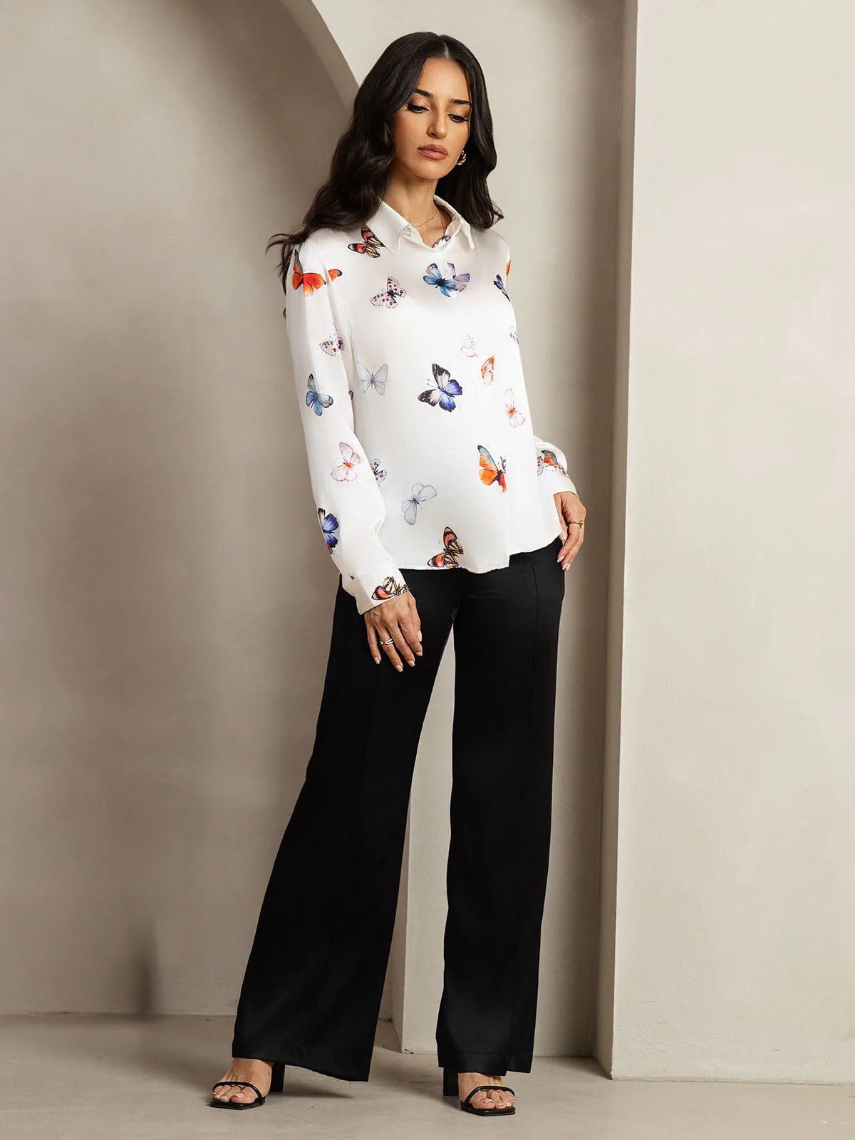 19Momme Silk Long Sleeve Lapel Collar Women's Shirt with Button Up Design