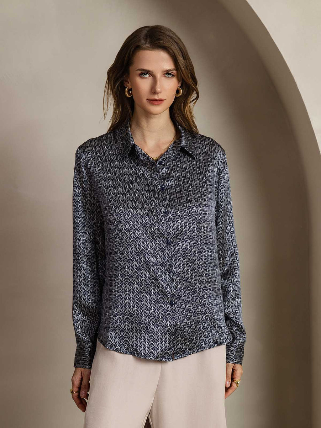 19Momme Silk Long Sleeve Lapel Collar Women's Shirt with Button Up Design