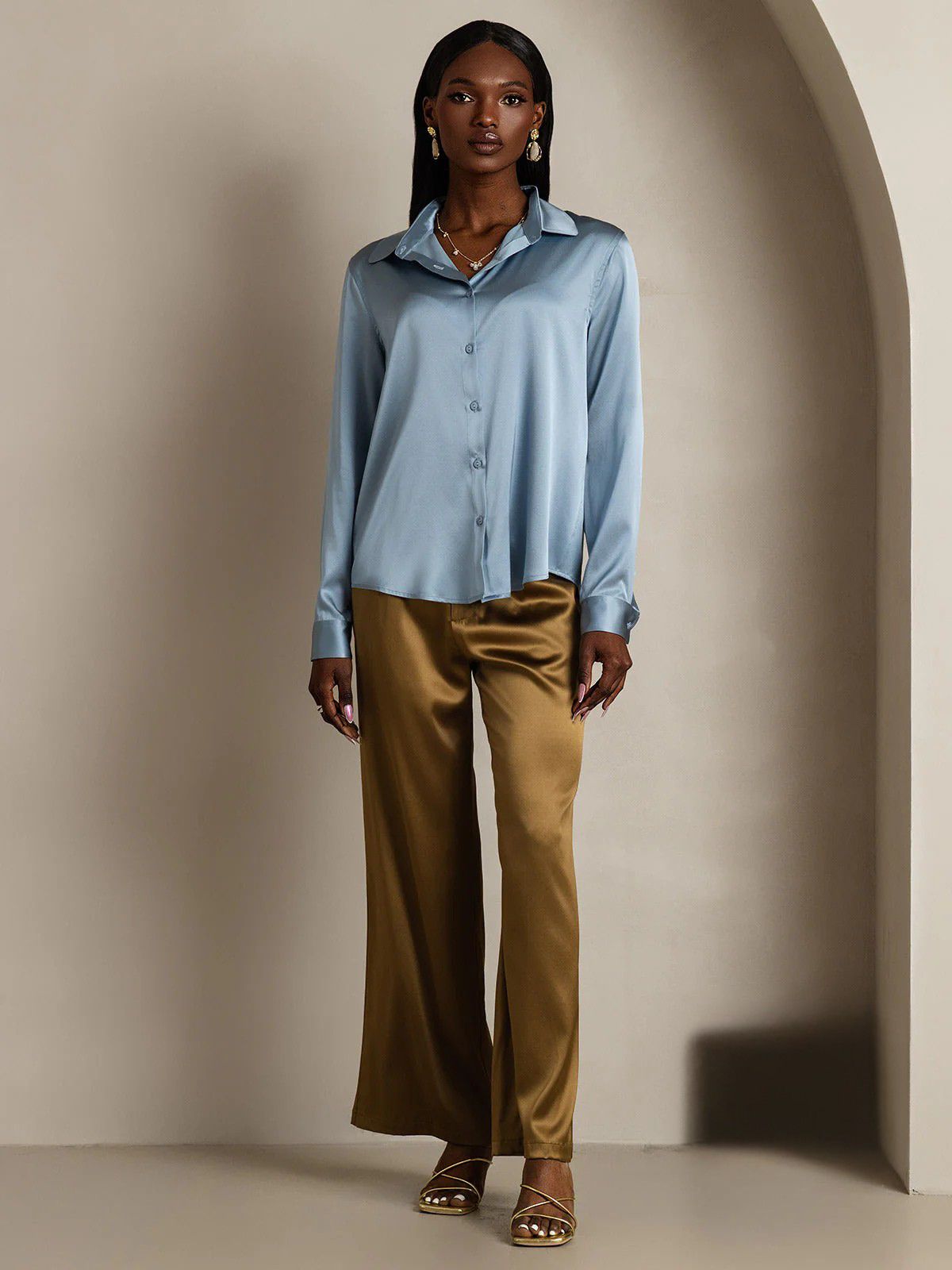 19Momme Silk Long Sleeve Lapel Collar Women's Shirt with Button Up Design