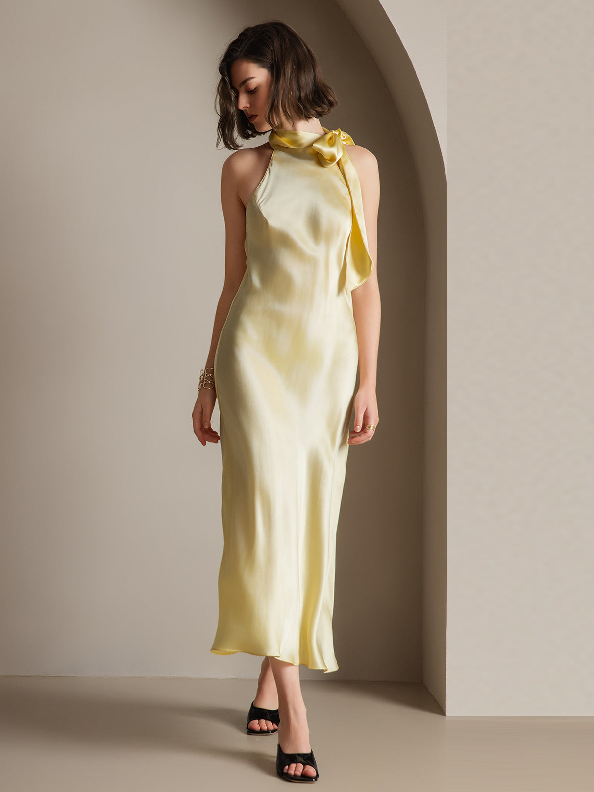 Poised in Silk Pearl