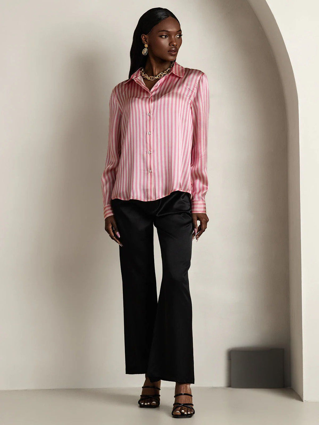 19Momme Silk Long Sleeve Lapel Collar Women's Shirt with Button Up Design