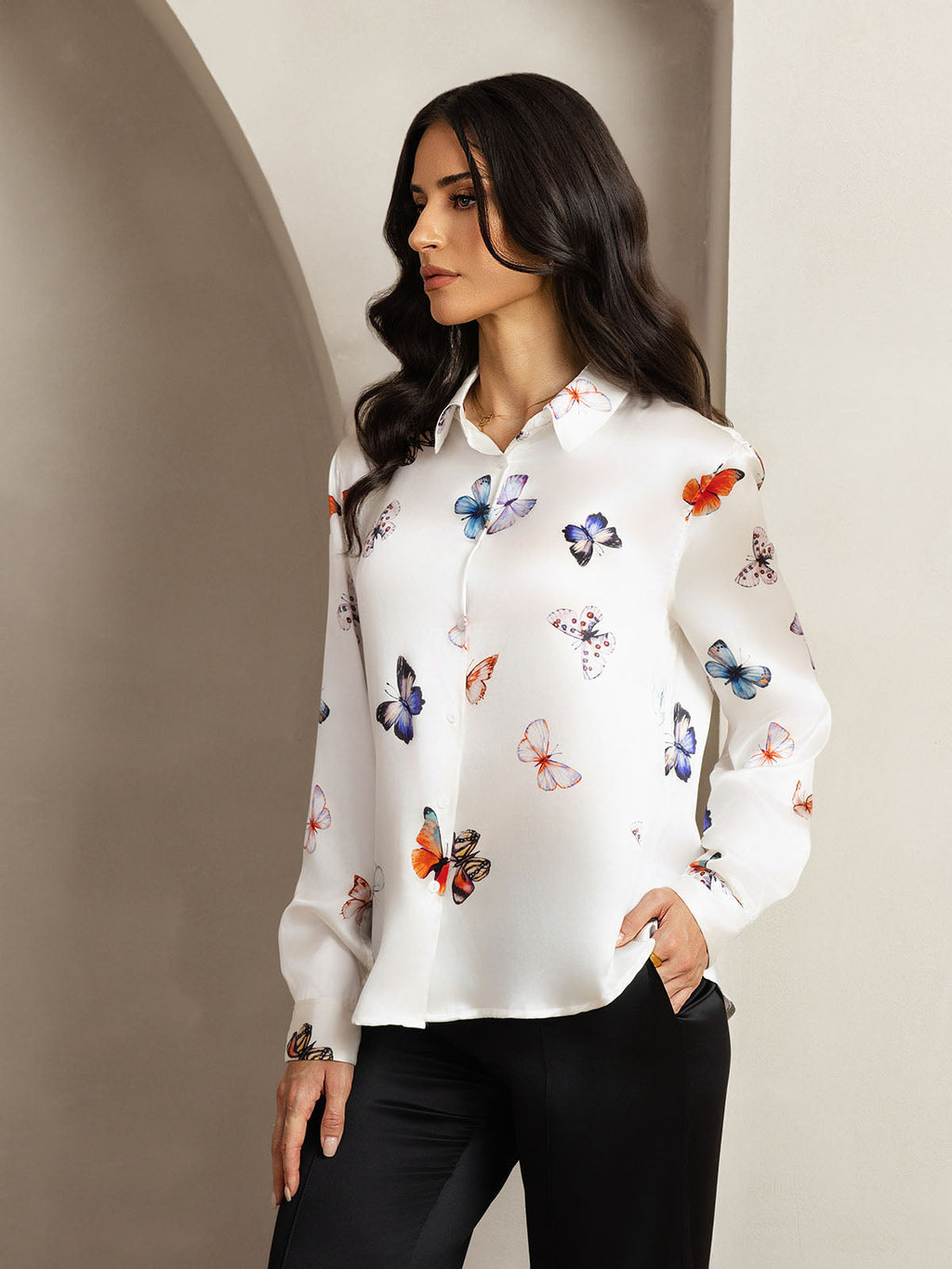 19Momme Silk Long Sleeve Lapel Collar Women's Shirt with Button Up Design