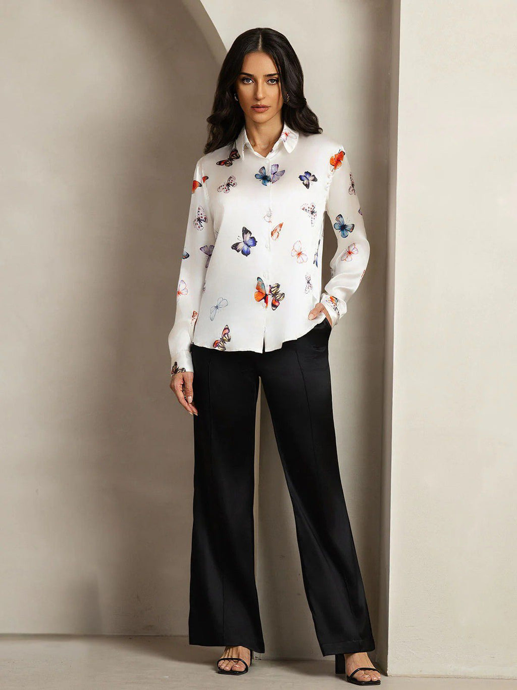 19Momme Silk Long Sleeve Lapel Collar Women's Shirt with Button Up Design