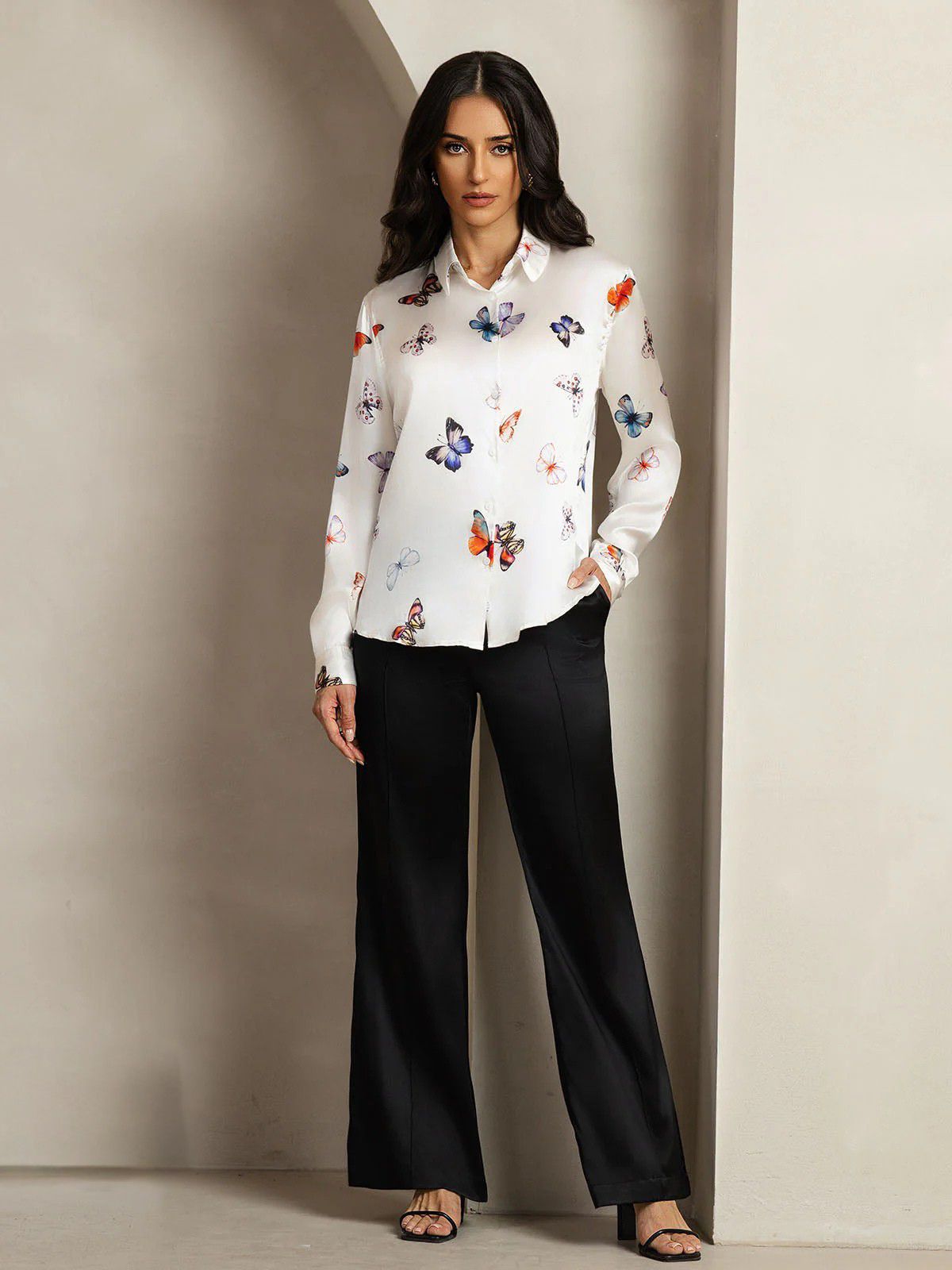 19Momme Silk Long Sleeve Lapel Collar Women's Shirt with Button Up Design