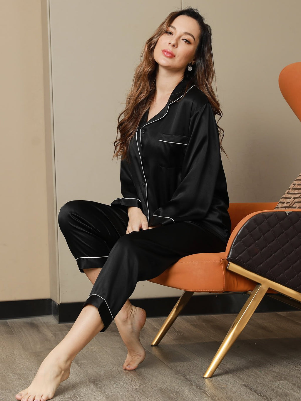 Moonlight Silk Lounge