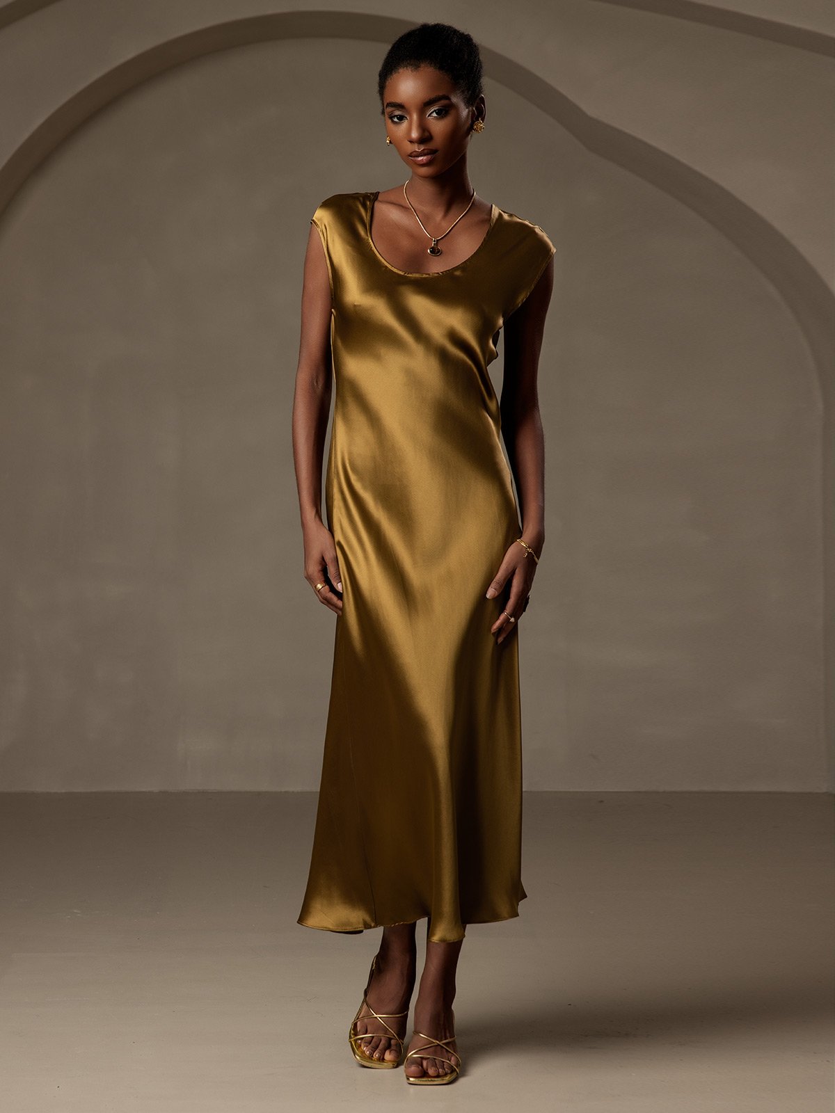 Luminous Silk Flow