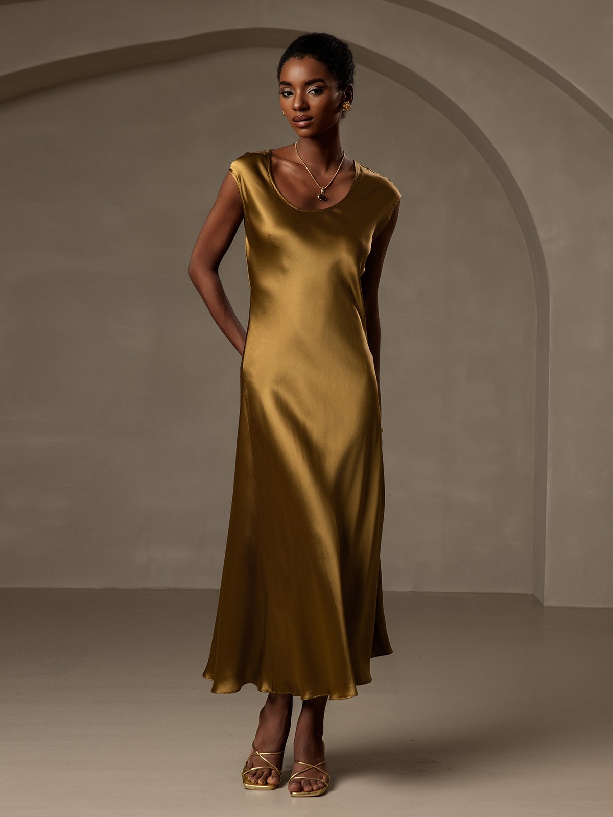 Luminous Silk Flow