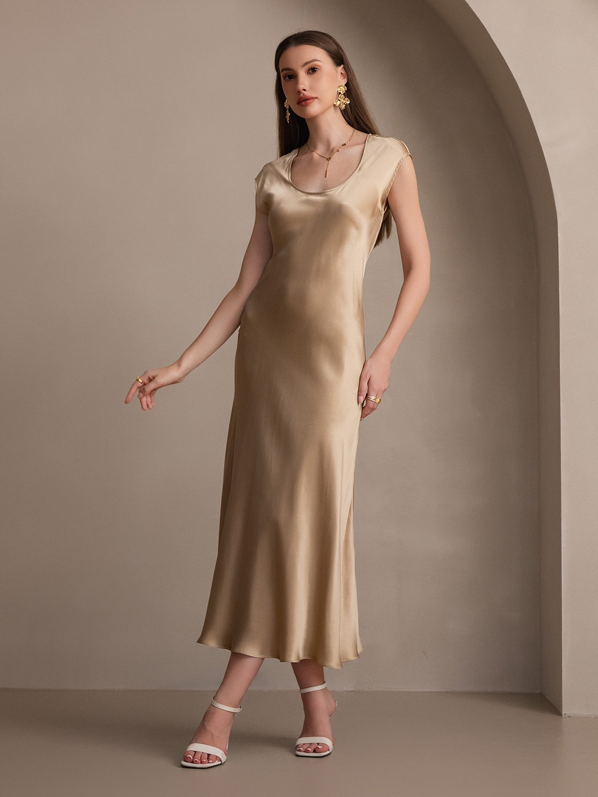 Luminous Silk Flow