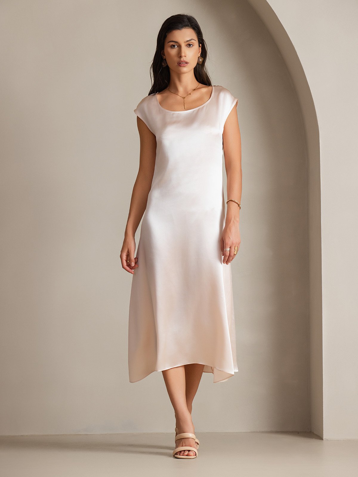 Luminous Silk Flow