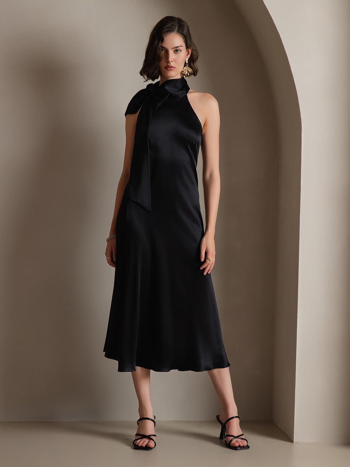 Poised in Silk Pearl