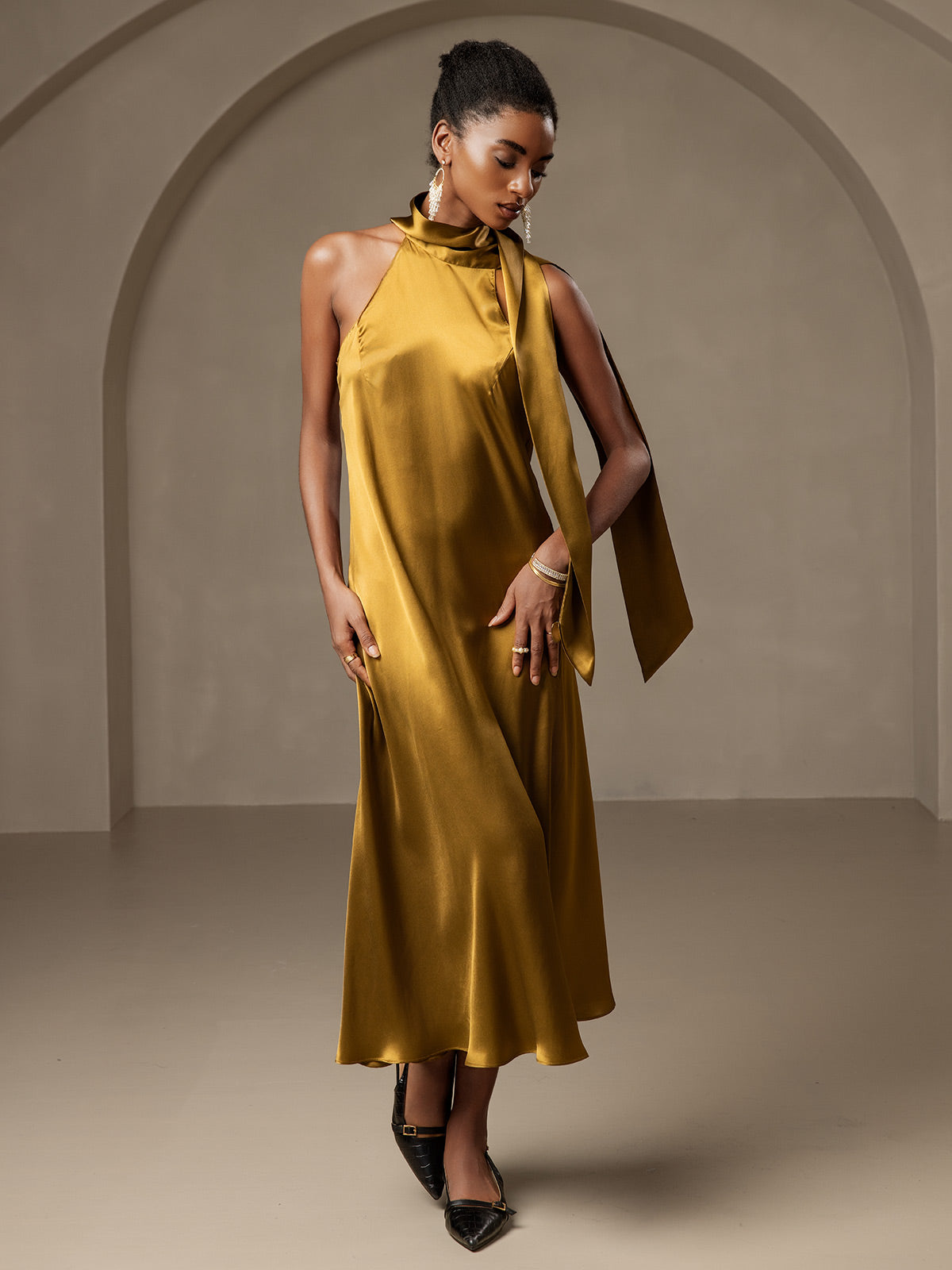 Poised in Silk Pearl