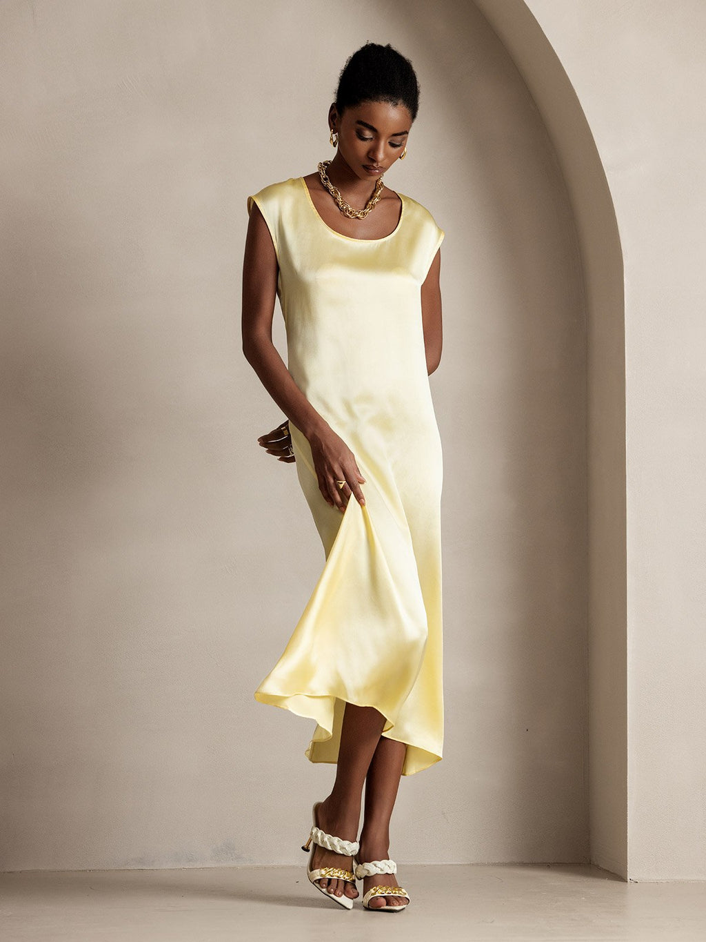 Luminous Silk Flow