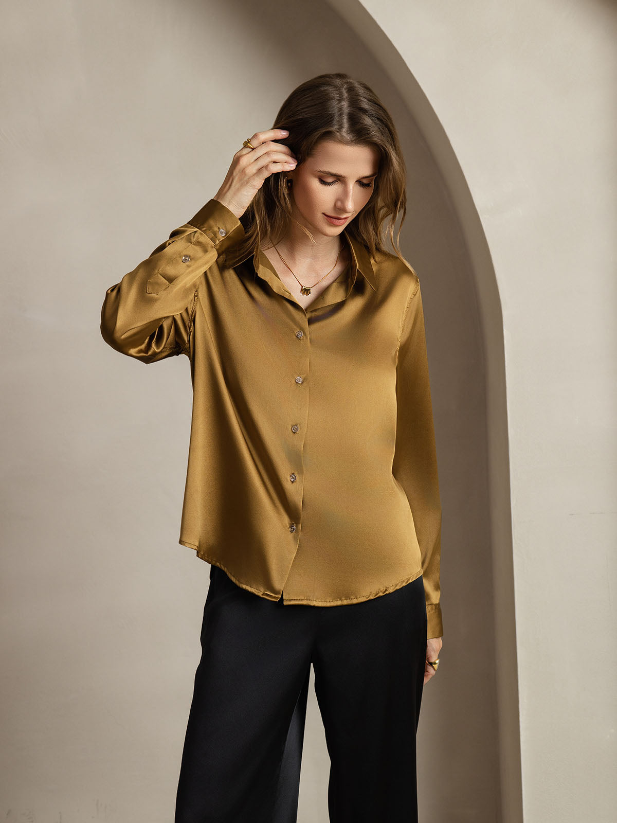 19Momme Silk Long Sleeve Lapel Collar Women's Shirt with Button Up Design