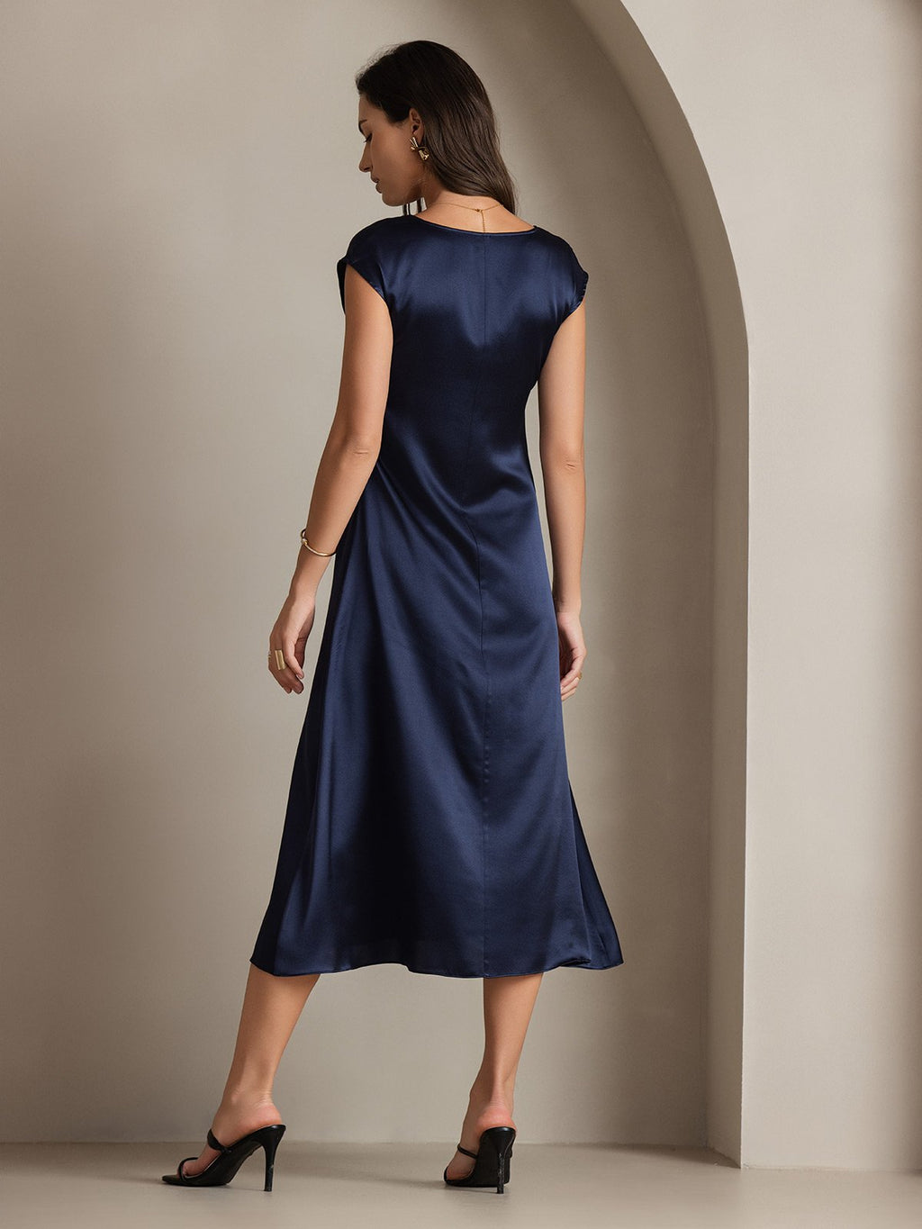 Luminous Silk Flow