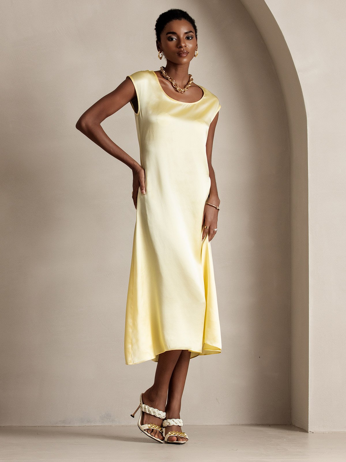 Luminous Silk Flow